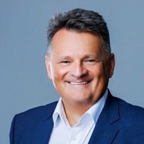 Krzysztof Nowak